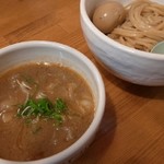 ソライロ（旧名：風珍）旨み凝縮のつけ麺、とろーり味玉の鉄板コンビ！【高知市追手筋】