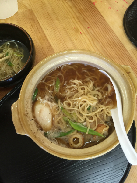 鍋焼きラーメン