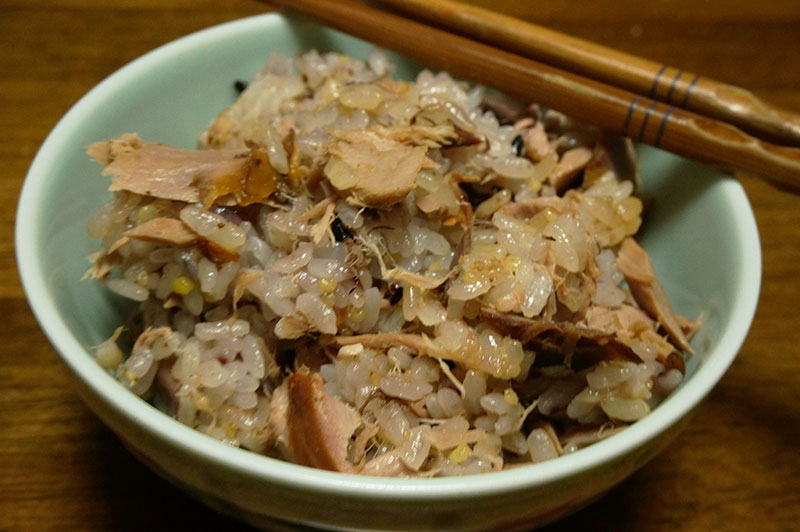 フェスティバル土佐 ふるさとまつりの焼きカツオでつくったカツオ飯