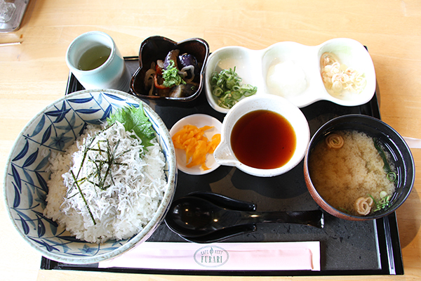 カフェレスト風良里 釜揚げちりめん丼