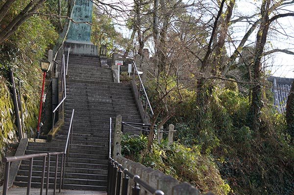 京都霊山護国神社 維新志士の墓