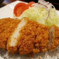 サクサク衣のとんかつ一筋三十年！とんかつ専門店かつれつ亭【高知市知寄町】