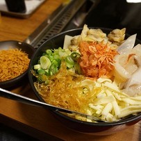 高知でもんじゃ焼きならここ！お好み焼き居酒屋 こむぎ【高知市菜園場町】